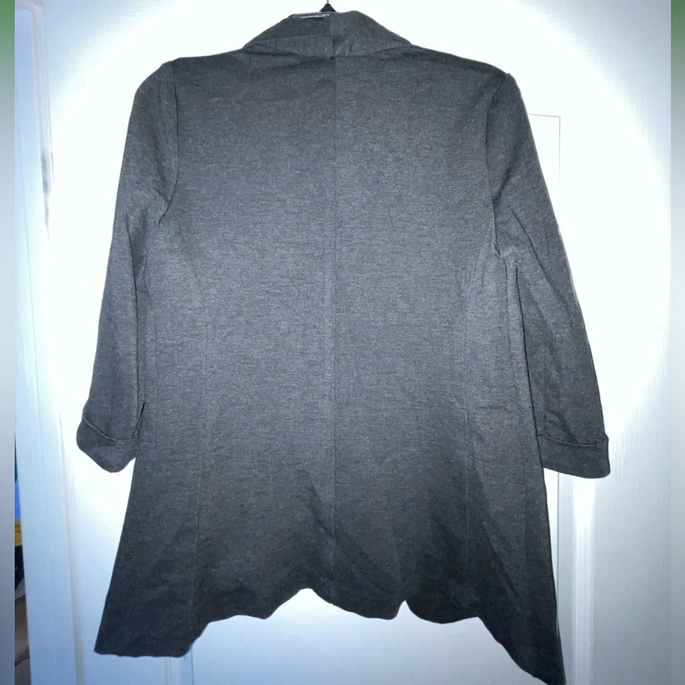 Blazer - Picture 2 of 3